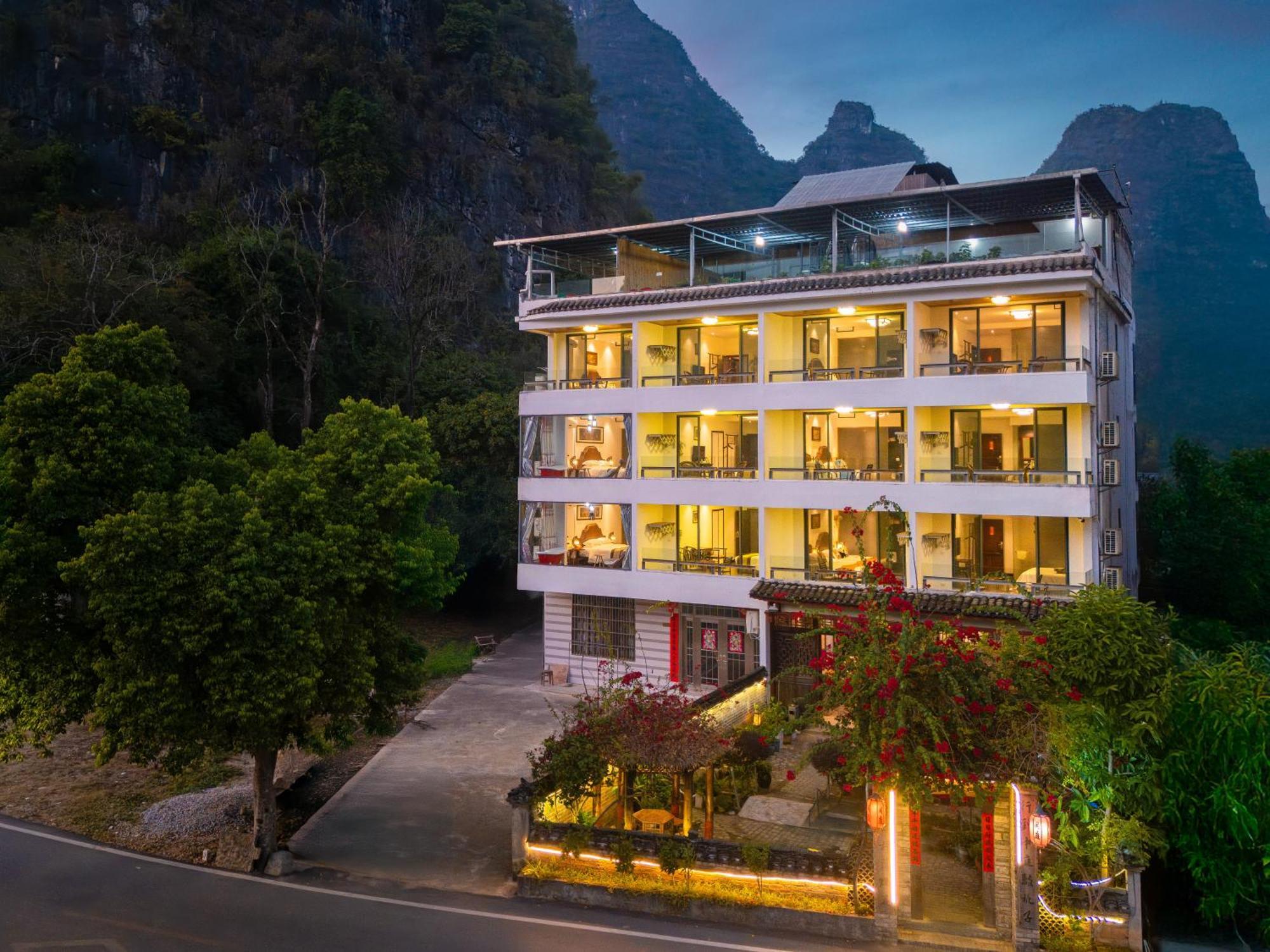 Leisure Courtyard Hotel Yangshuo-Free Shuttle Bus To Yangshuo Station Stay 2 Nights One Way Dış mekan fotoğraf