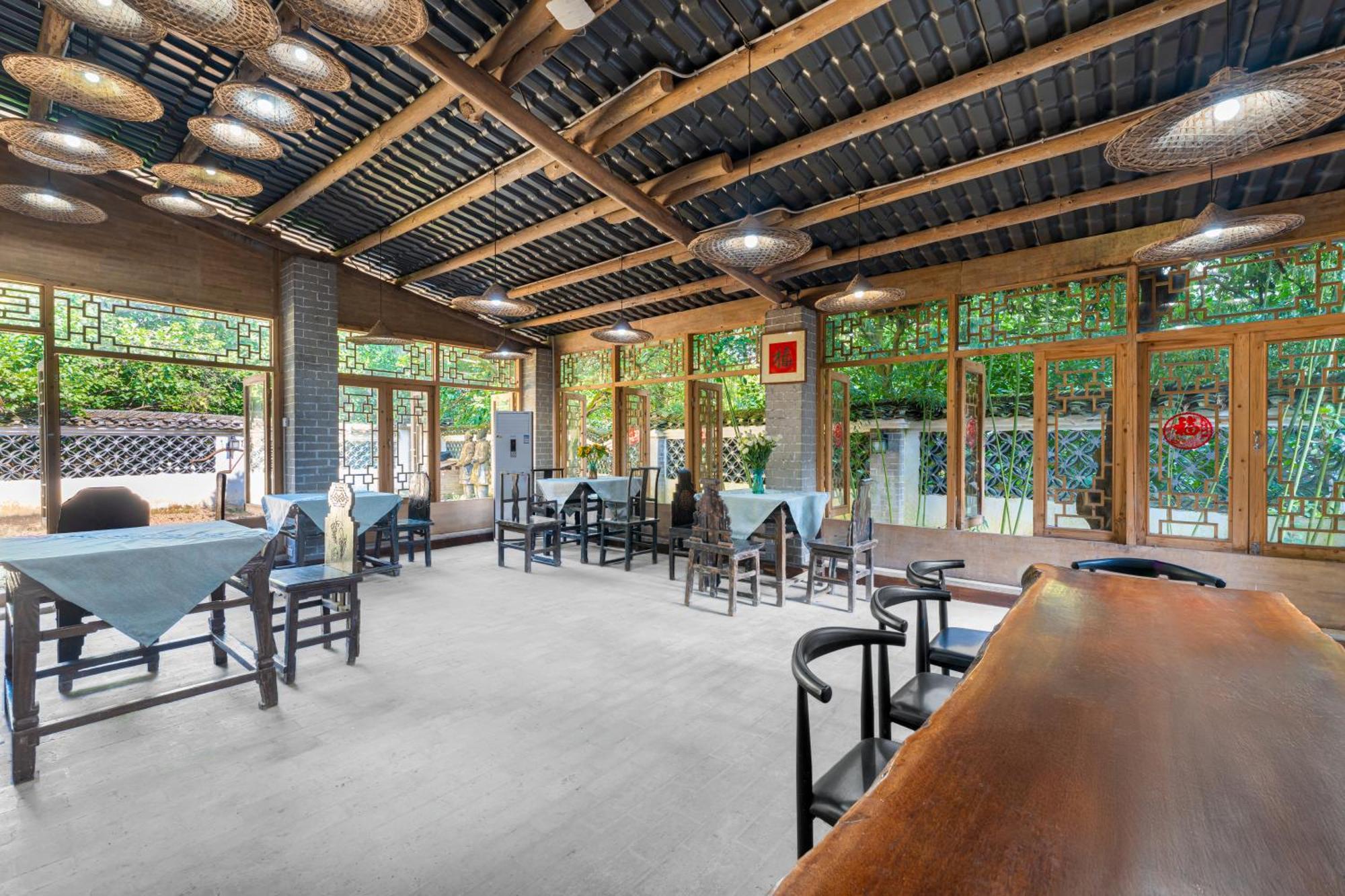 Leisure Courtyard Hotel Yangshuo-Free Shuttle Bus To Yangshuo Station Stay 2 Nights One Way Dış mekan fotoğraf