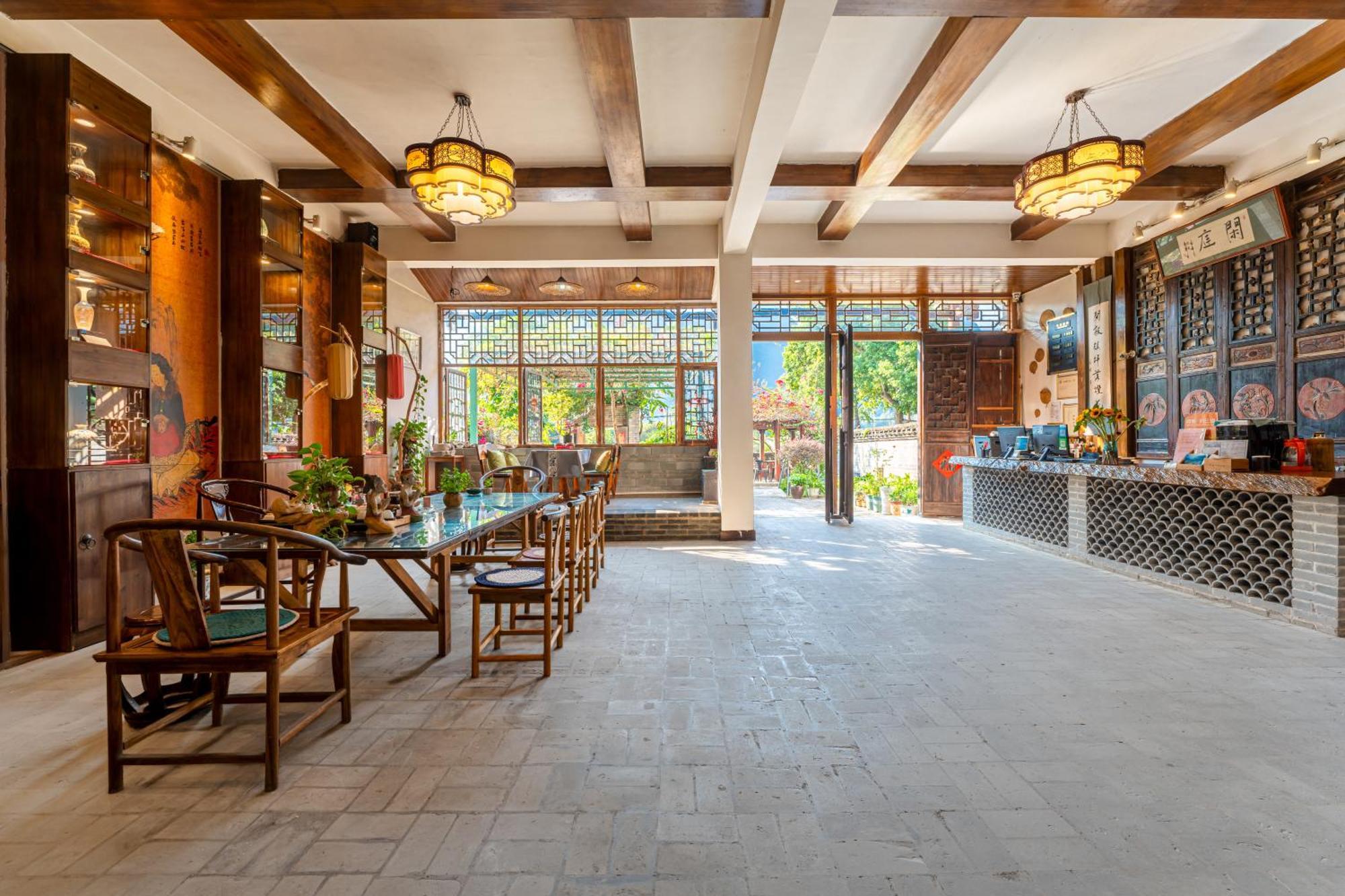 Leisure Courtyard Hotel Yangshuo-Free Shuttle Bus To Yangshuo Station Stay 2 Nights One Way Dış mekan fotoğraf